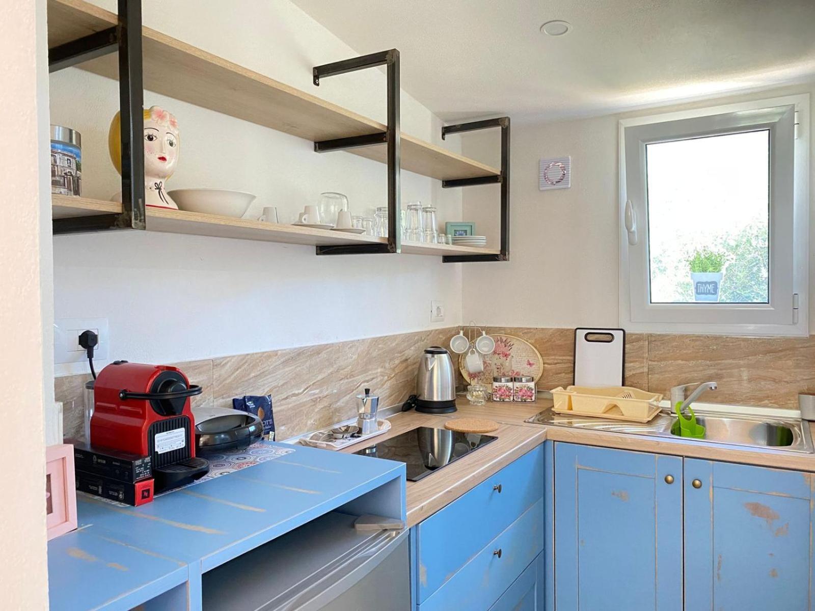 Areti Rooms Hotel Himare Bagian luar foto